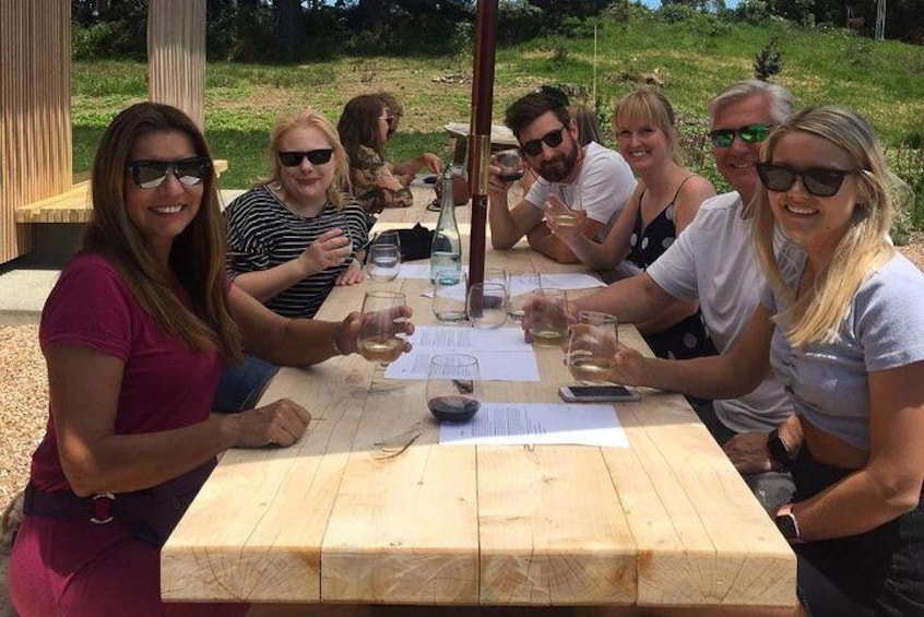 Full-Day Tour of Waiheke Island with Wine Tastings