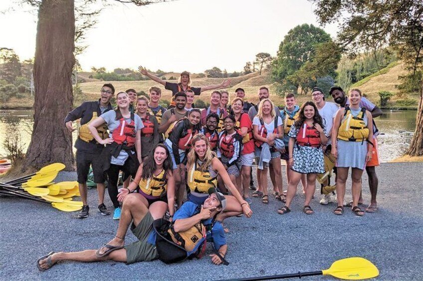 Evening Glow Worm Kayak Tour in Tauranga