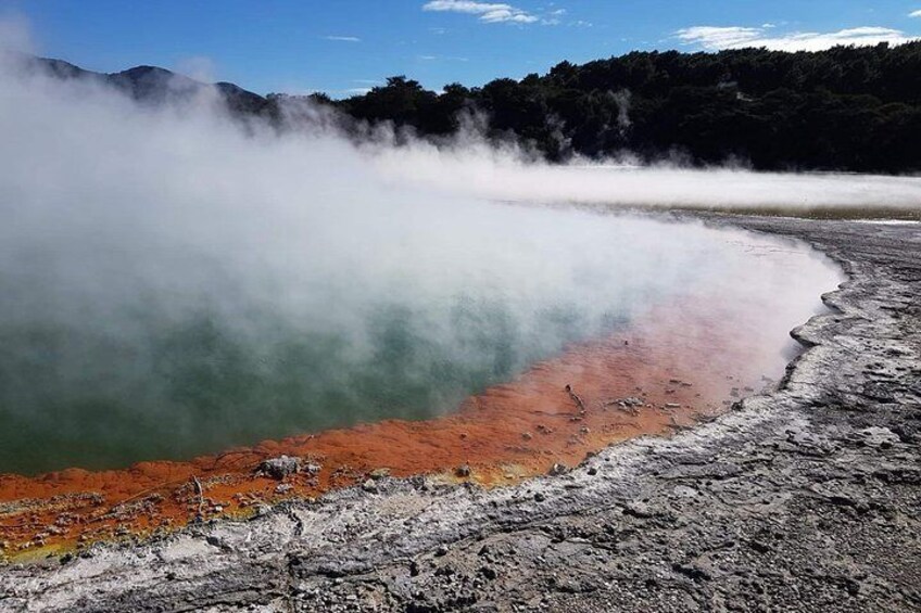 Champagne Pool