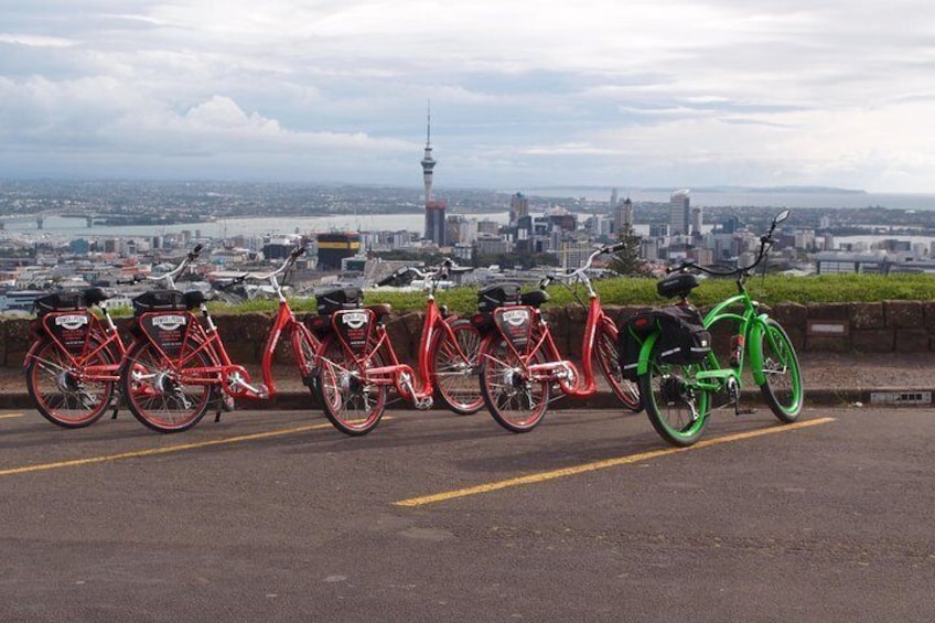The Classic: our most popular electric bike tour of Auckland's Highlights