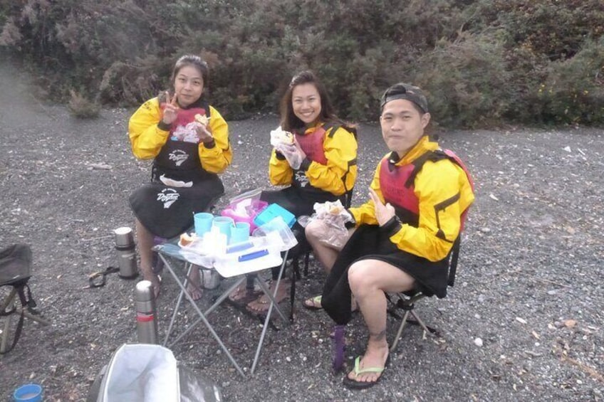 Half-Day Kayak to the Maori Rock Carvings in Lake Taupo