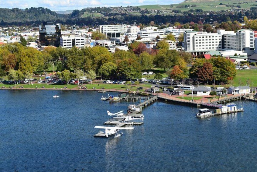 Rotorua City Lakefront departure point