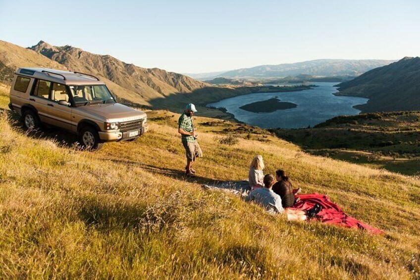 Wanaka 4x4 Explorer The Ultimate Lake and Mountain Adventure