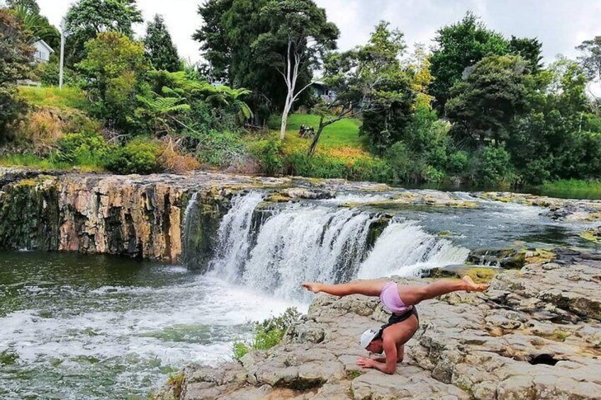 Haruru Falls 