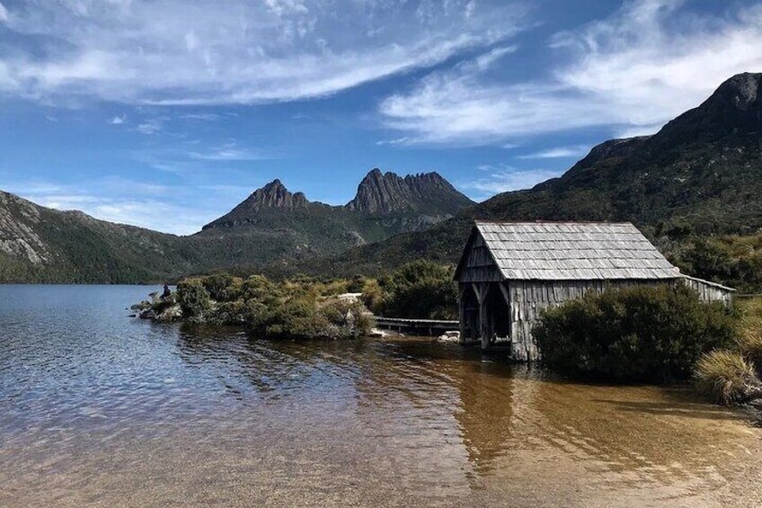 Dove Lake Boatshed