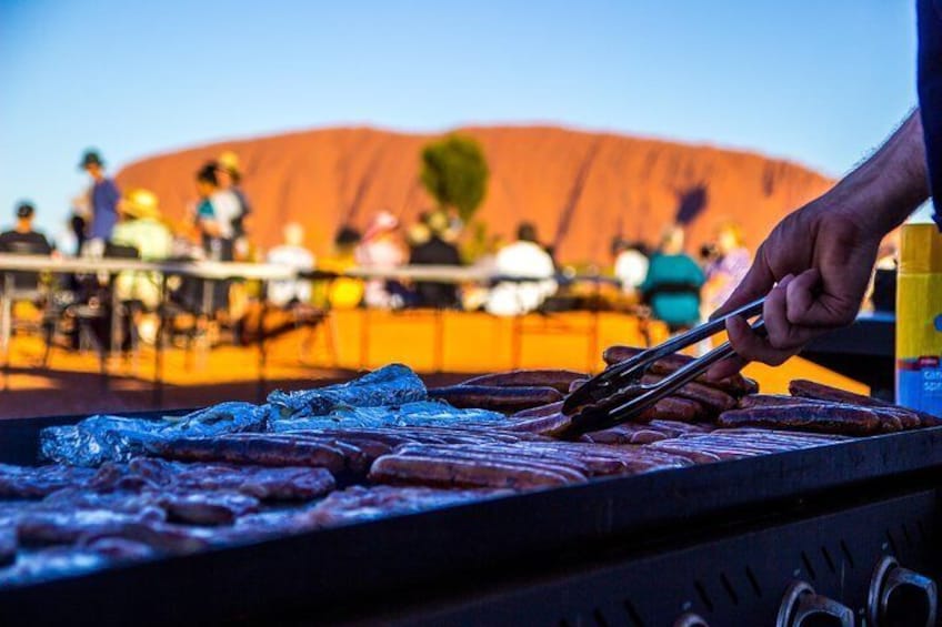 Uluru and Kata Tjuta Experience with BBQ Dinner