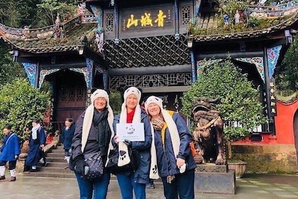 All-Inclusive Private Day Tour of Mount Qingcheng and Dujiangyan