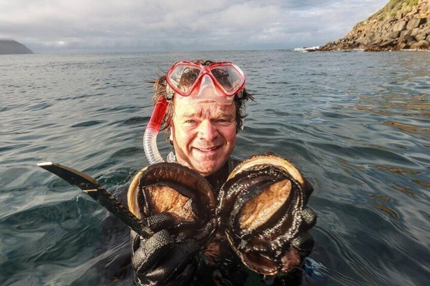 Gourmet Tasmanian seafood cruise