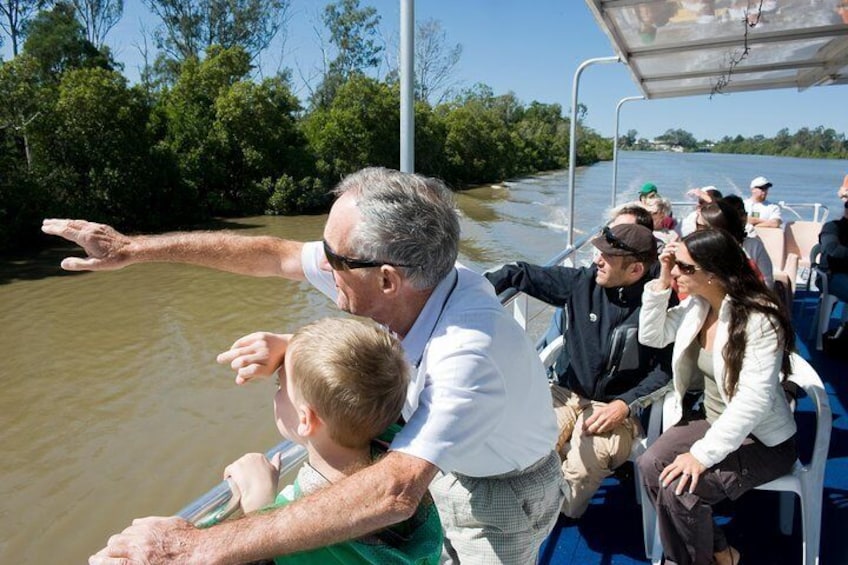 Lone Pine Koala Sanctuary Admission with Brisbane River Cruise