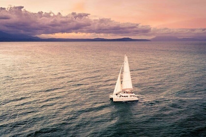 Sunset Sailing Cruise from Port Douglas