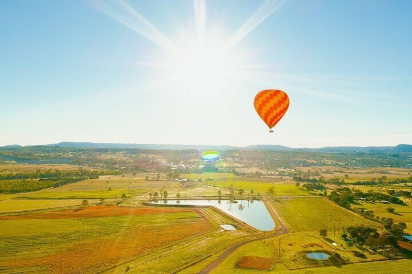 Gold Coast Hot Air Balloon + Winery Breakfast + Return Transfers