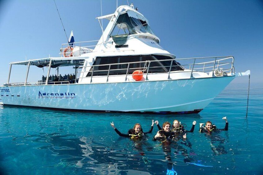 Great Barrier Reef Dive and Snorkel Cruise