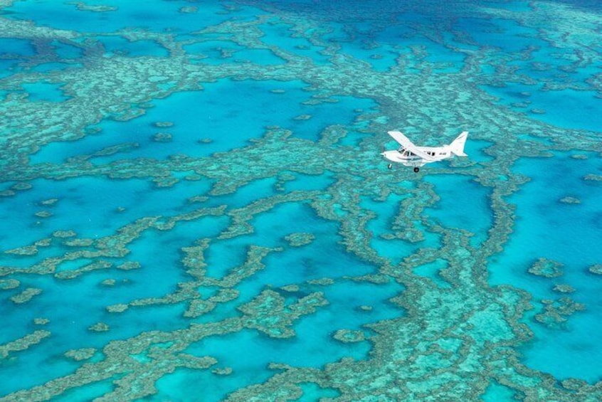 Flight over Great Barrier Reef