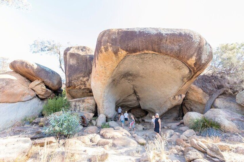 Full-Day Wave Rock & Historic York