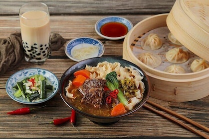 台北小笼包、牛肉面和波霸茶烹饪班