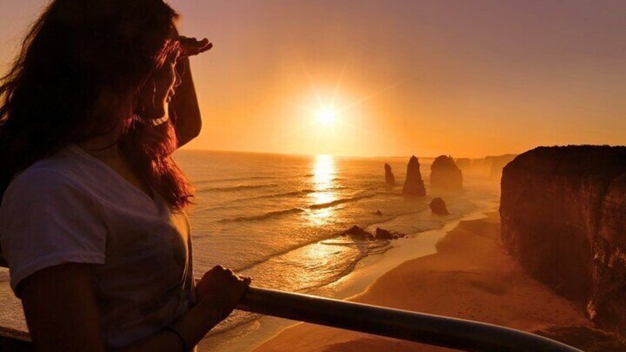 Full-Day Great Ocean Road and 12 Apostles Sunset Tour from Melbourne