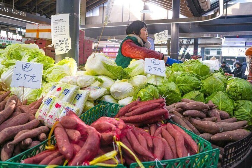 Explore this factory-turned-market brimming with fresh veggies, spices, and neatly sliced meat.