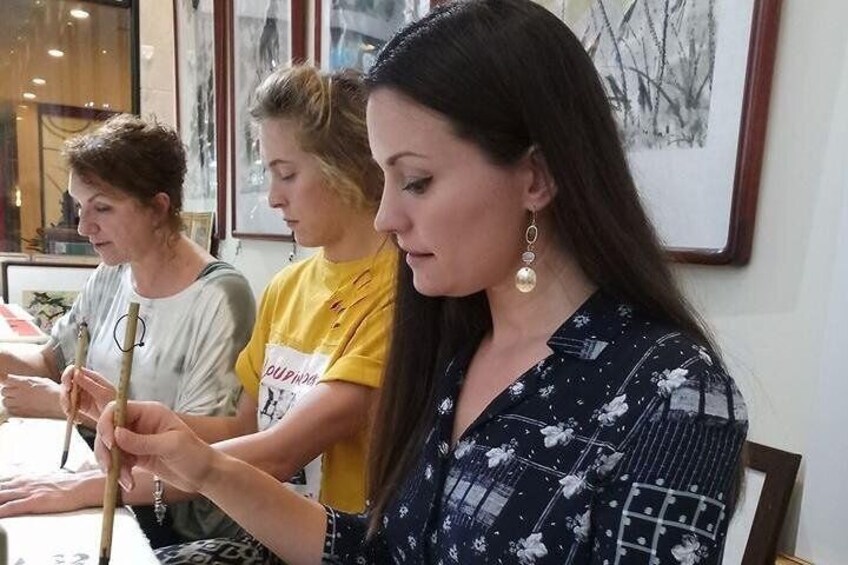 Hutong Calligraphy Class