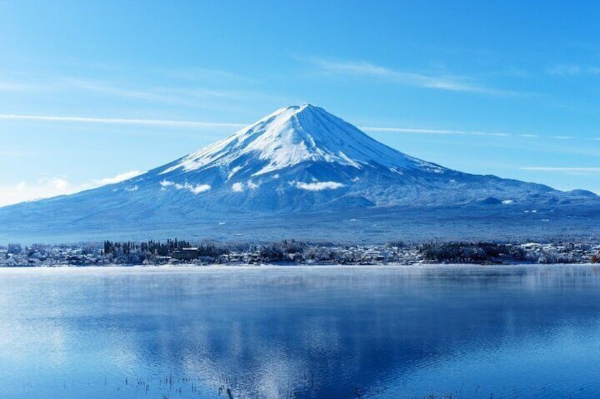 Tokyo: Mt. Fuji, Oshino Hakkai and Gotemba Outlets 1Day Bus Tour