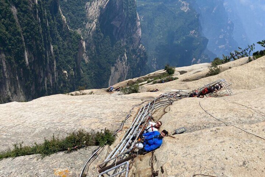 Private Day Tour of Mountain Huashan from Xi'an
