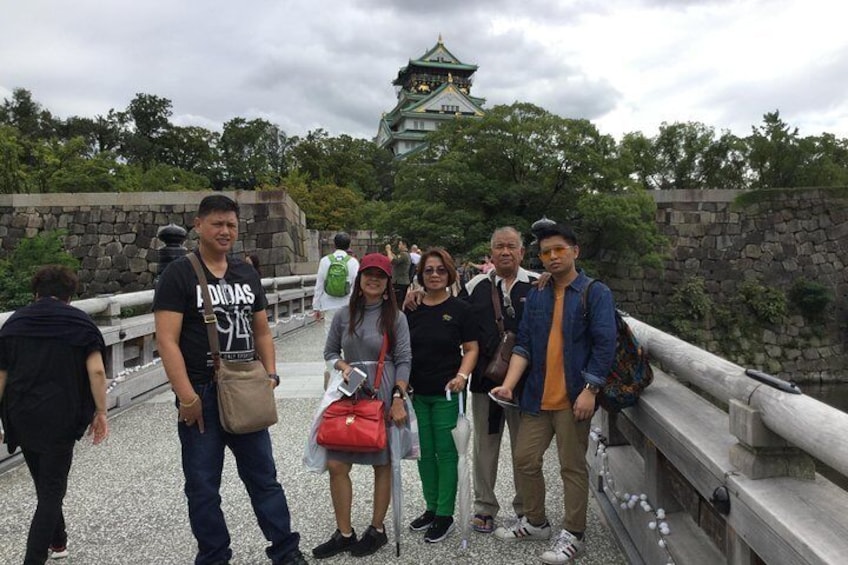 Osaka Half-Day Private Tour with Nationally-Licensed Guide
