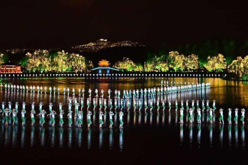All Inclusive Night Tour with Impression West Lake Show VIP Ticket and Dinner