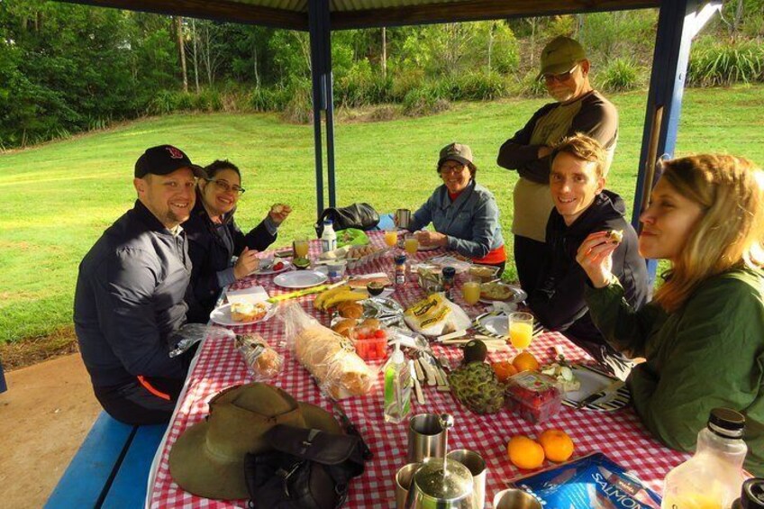 picnic breakfast