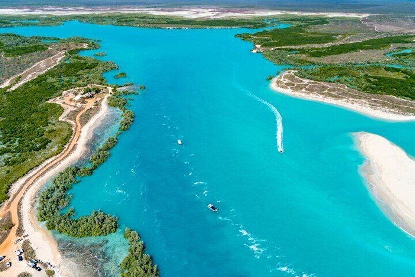 Colours of Broome 30 minute scenic helicopter flight