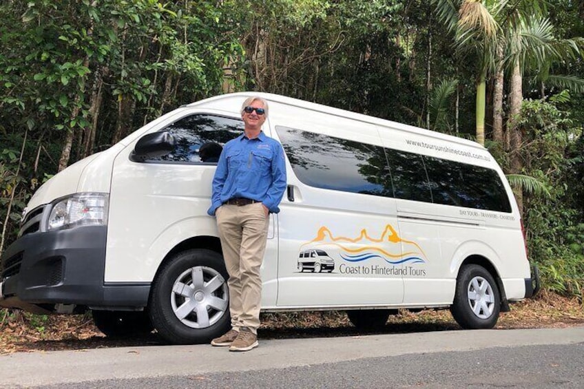 Minibus Maximum 12 Guests