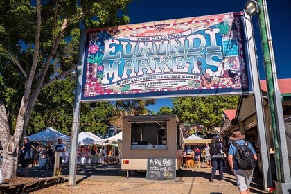 Sunshine Coast Eumundi Markets Return Minibus Transfer