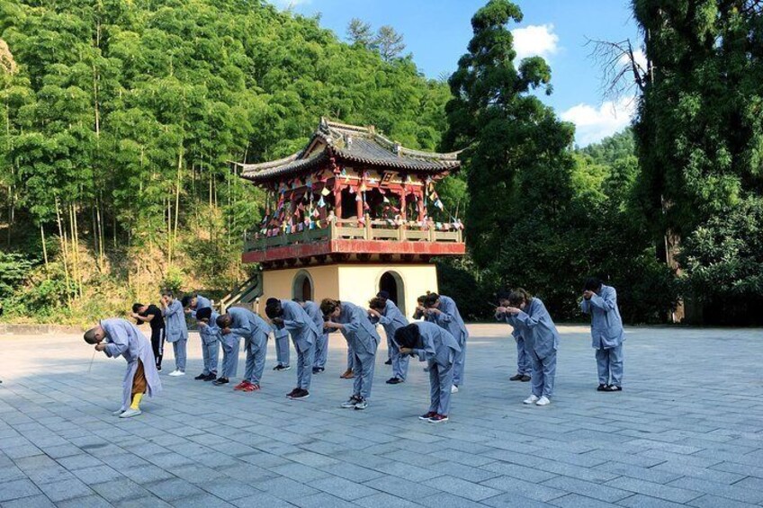 Futuo Temple Experience
