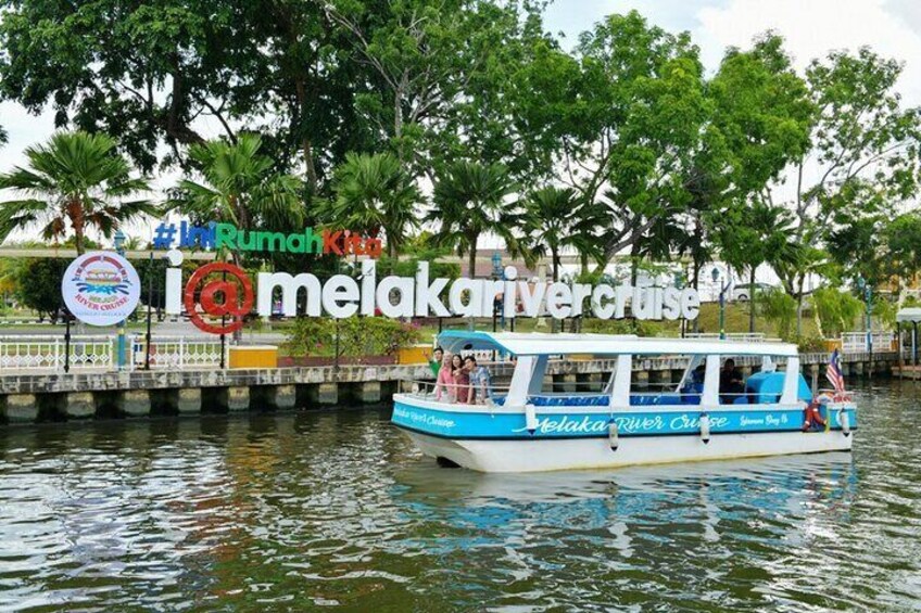 malacca river cruise, melaka malaysia