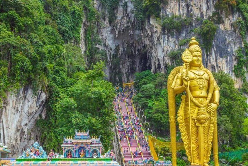 Genting Highlands with Batu Caves Day Tour Sharing Basis