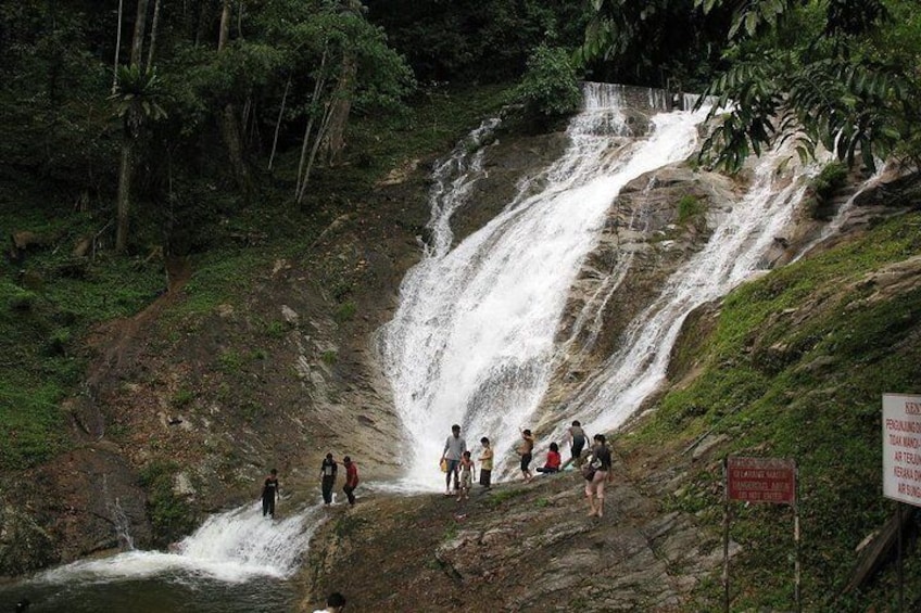 Lata Iskandar Waterfall's