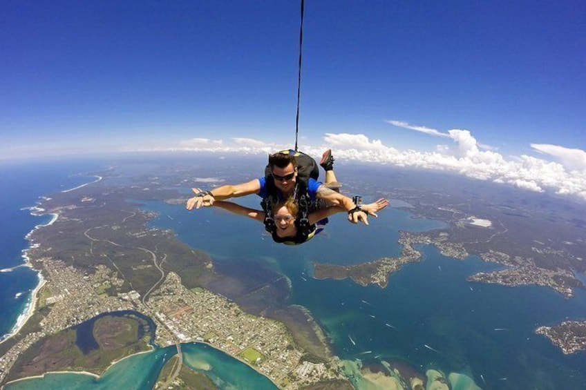 Skydive Sydney-Newcastle up to 15,000ft Tandem Skydive