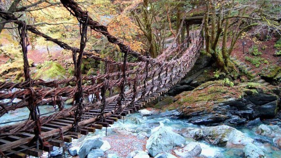 Iya Valley All Must-Sees Private Chauffeur Half-day Tour with a Driver