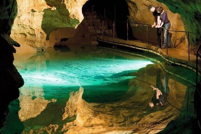 Blue Mountains and Jenolan Caves Tours