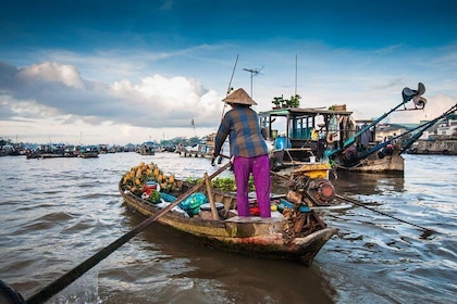 2-Day Mekong Delta Luxury Group Tour from Ho Chi Minh City