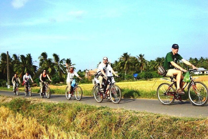 Cycling-Mekong-Delta 
