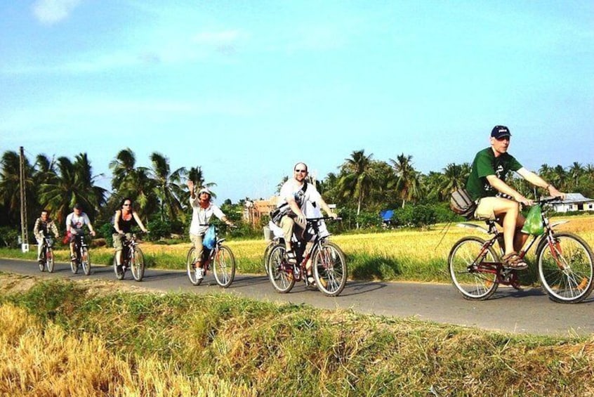 Cycling-Mekong-Delta 