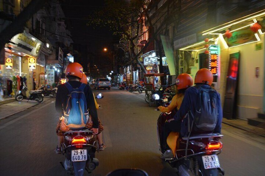 Hanoi By Night Foodie Motorbike Tour