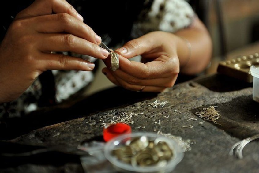 Art Handicraft Making Process