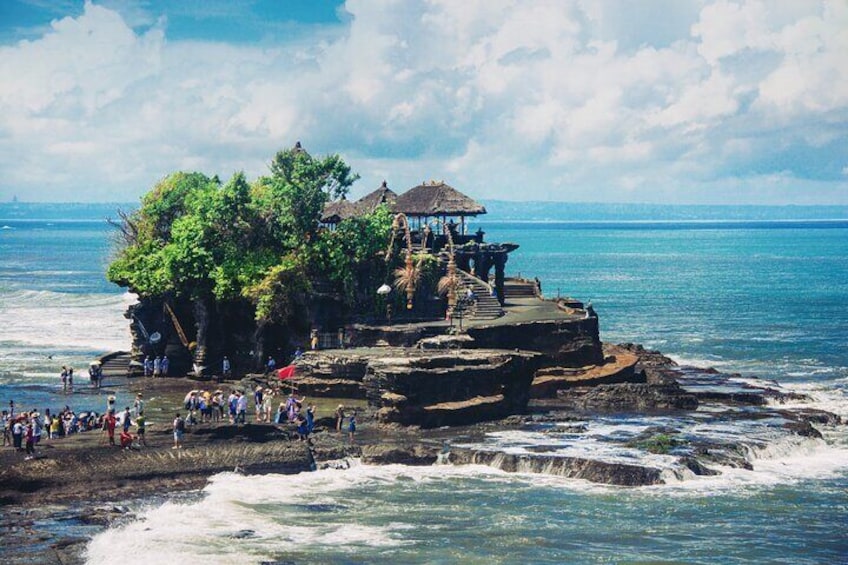 Pura Tanah Lot Temple