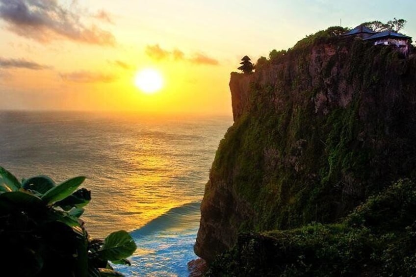 Uluwatu Temple Sunset in Bali 