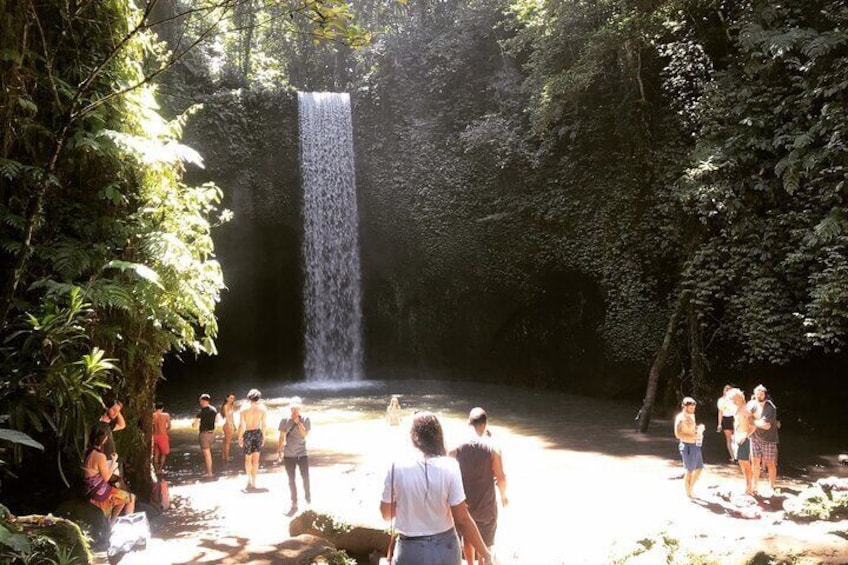 Tibumana waterfall 