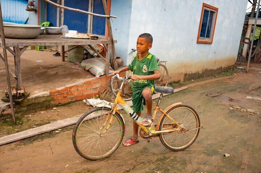 Silk Island Cycling Adventure & lunch with locals