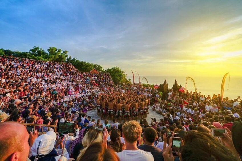 Sunset at Uluwatu Temple and Spa Tour