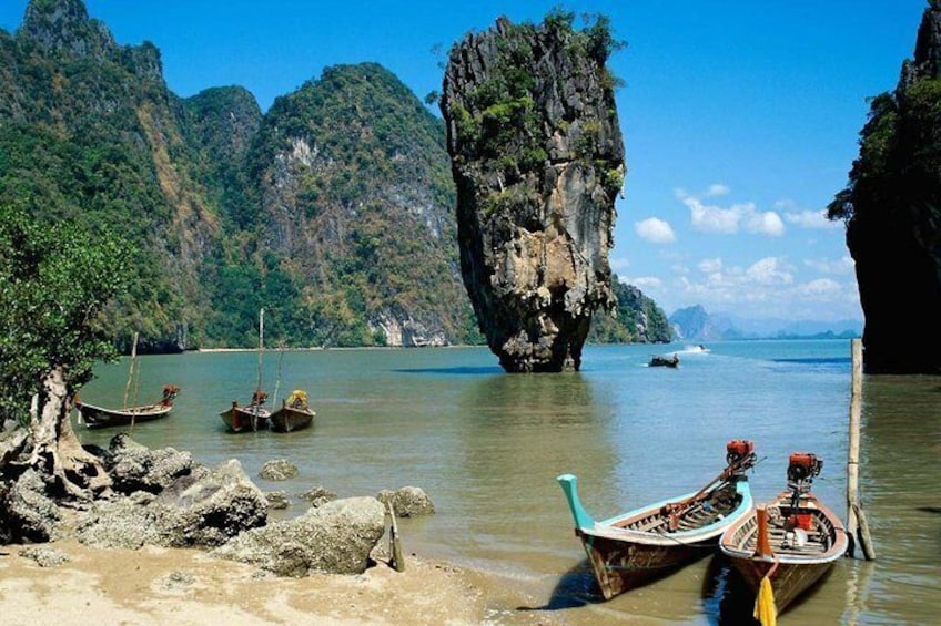 Longtail boat to James Bond Island