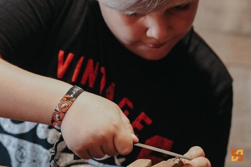 Jewelry Making Class at Sunsri House of Jewelry
