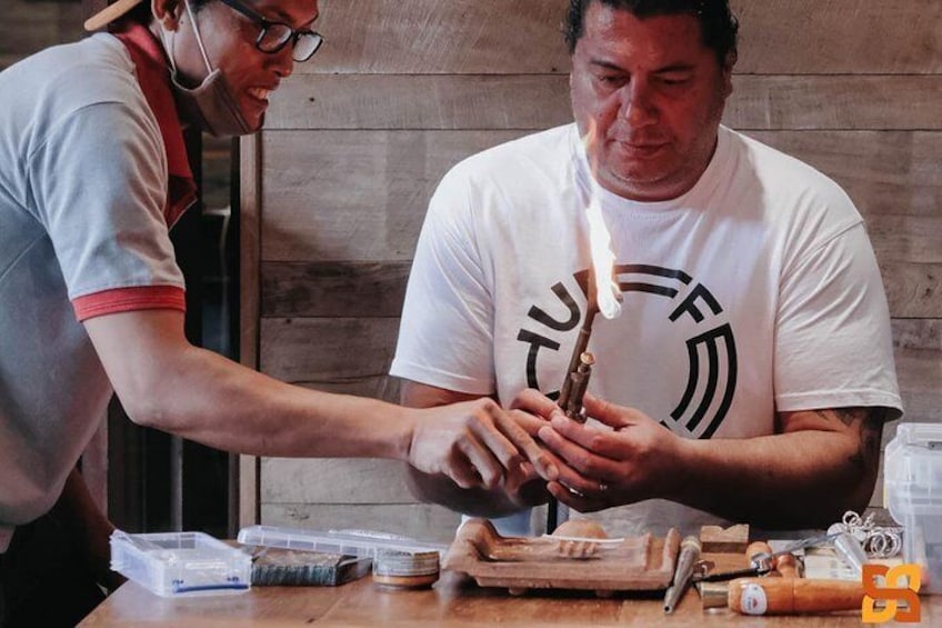 Jewelry Making Class at Sunsri House of Jewelry